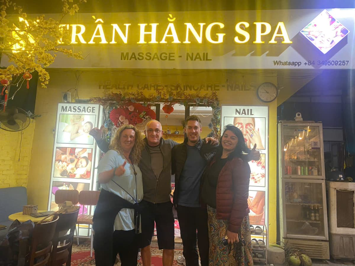 Inside Tran Hang Spa